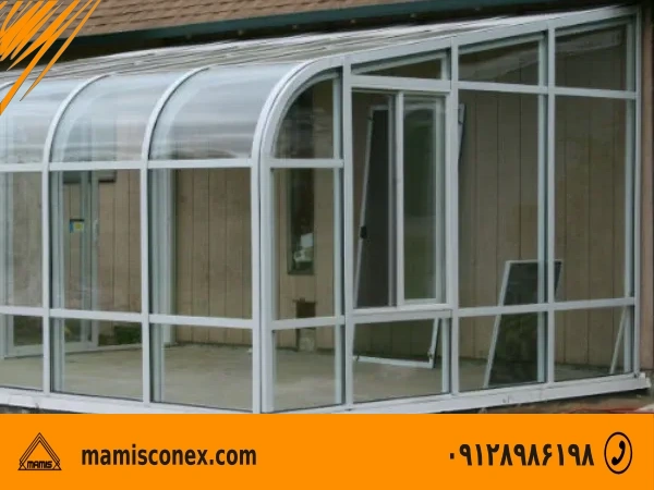 کانکس شیشه ای